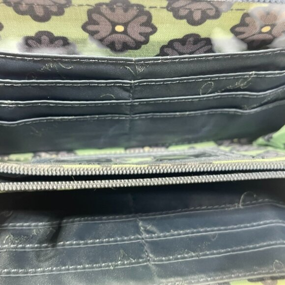 Vera Bradley Zip Around Clutch Wallet - Retired Nomadic Floral - Picture 8 of 10
